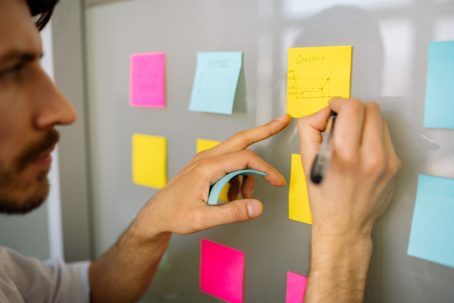 Descifrando la Expresión de Interés (EOI): un elemento clave en los programas de inmigración de Ontario